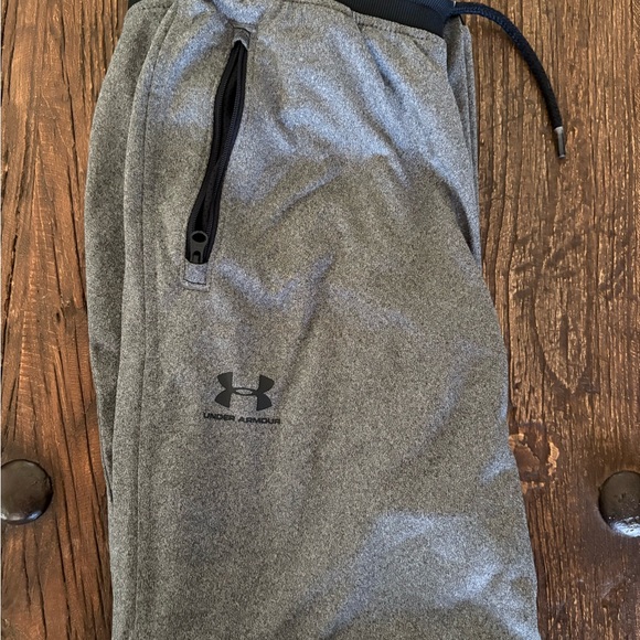 Under Armour Gray Sweatpants - Picture 1 of 6